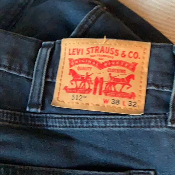 Levi men’s jeans - Picture 3 of 3